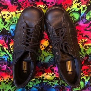 Dr. Martens size 10 men’s almost new style 9764 steel toe boots Good condition!